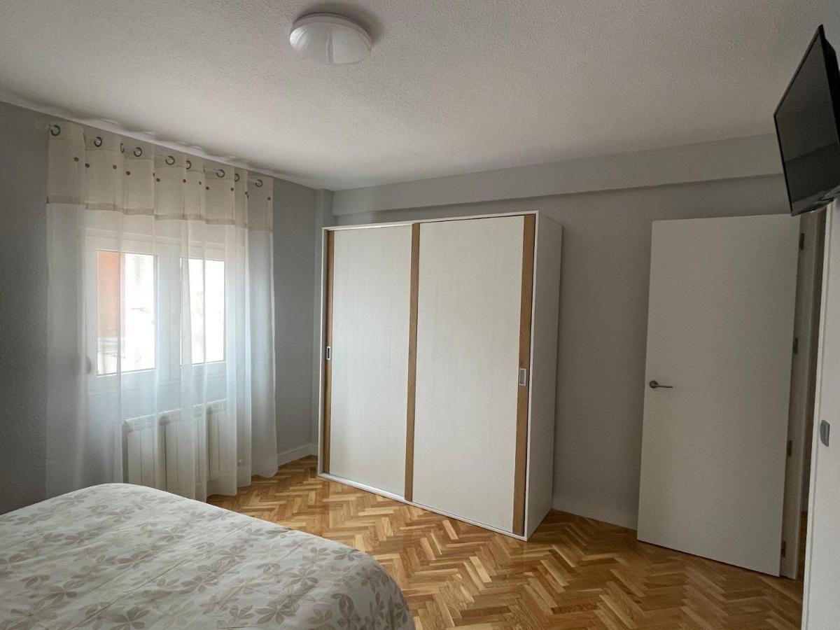 Vut Las Almenas Ávila Exteriér fotografie