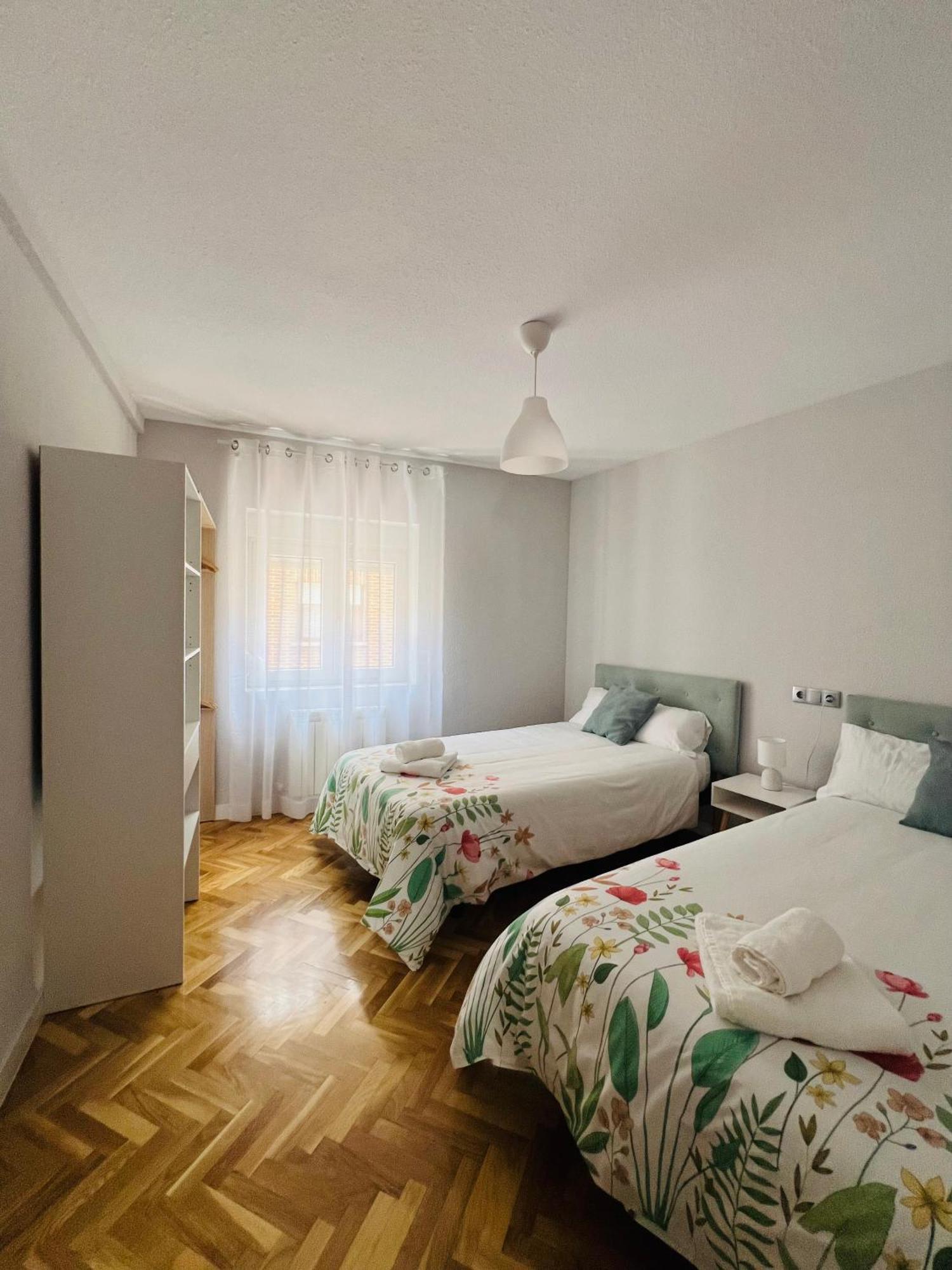 Apartmán Vut Las Almenas Ávila Exteriér fotografie